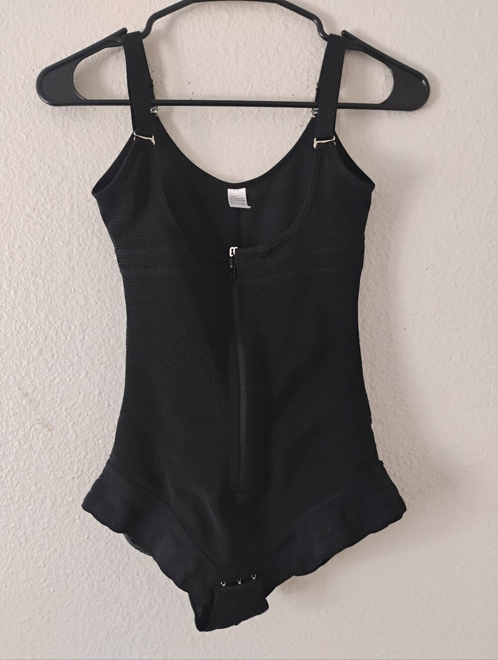 Source Unknown Black Shapewear Bodysuit with Front Zip